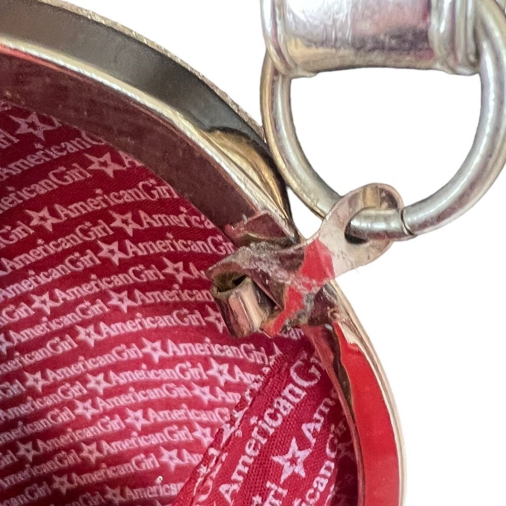 American Girl Gold Glitter Heart Shaped Purse - Picture 9 of 16
